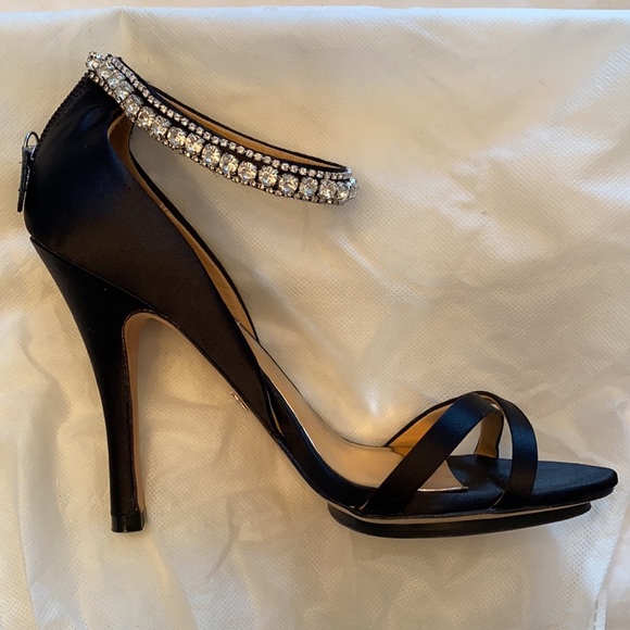 Fabulous Badgley Mischka Rhinestone Sandals - Picture 3 of 4